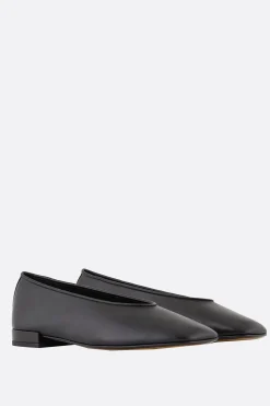 ballerina in pelle liscia