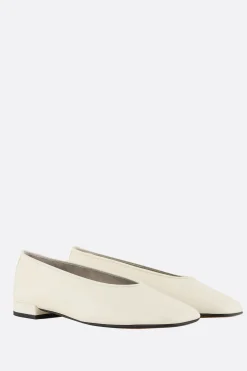 ballerina in pelle liscia