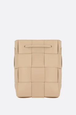 borsa a secchiello Cassette small in Maxi Intrecciato nappa