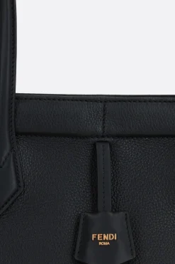 borsa a spalla Fendi Origami media in pelle martellata