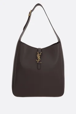 borsa a spalla Le 5 à 7 large in pelle martellata