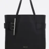 borsa tote McQueen Sling T-bar in pelle martellata