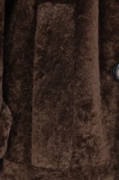 cappotto doppiopetto in astrakan merino