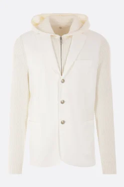 giacca in piquet e maglia con cappuccio