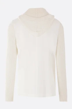giacca in piquet e maglia con cappuccio