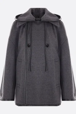 mantella in lana con profili in nappa