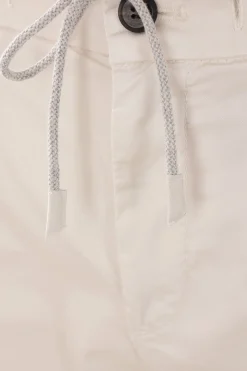 pantalone con pinces in cotone stretch