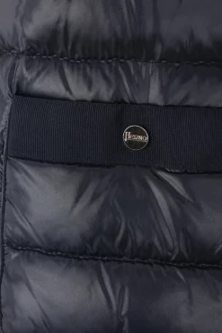 piumino in nylon ultraleggero