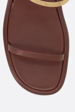 sandalo flat in pelle liscia