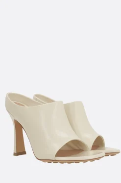 sandalo mule Rana in pelle lucida