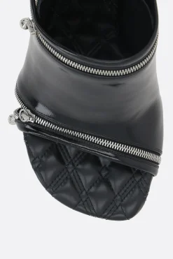 sandalo Peep in pelle lucida