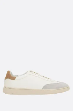 sneaker Banner in pelle martellata