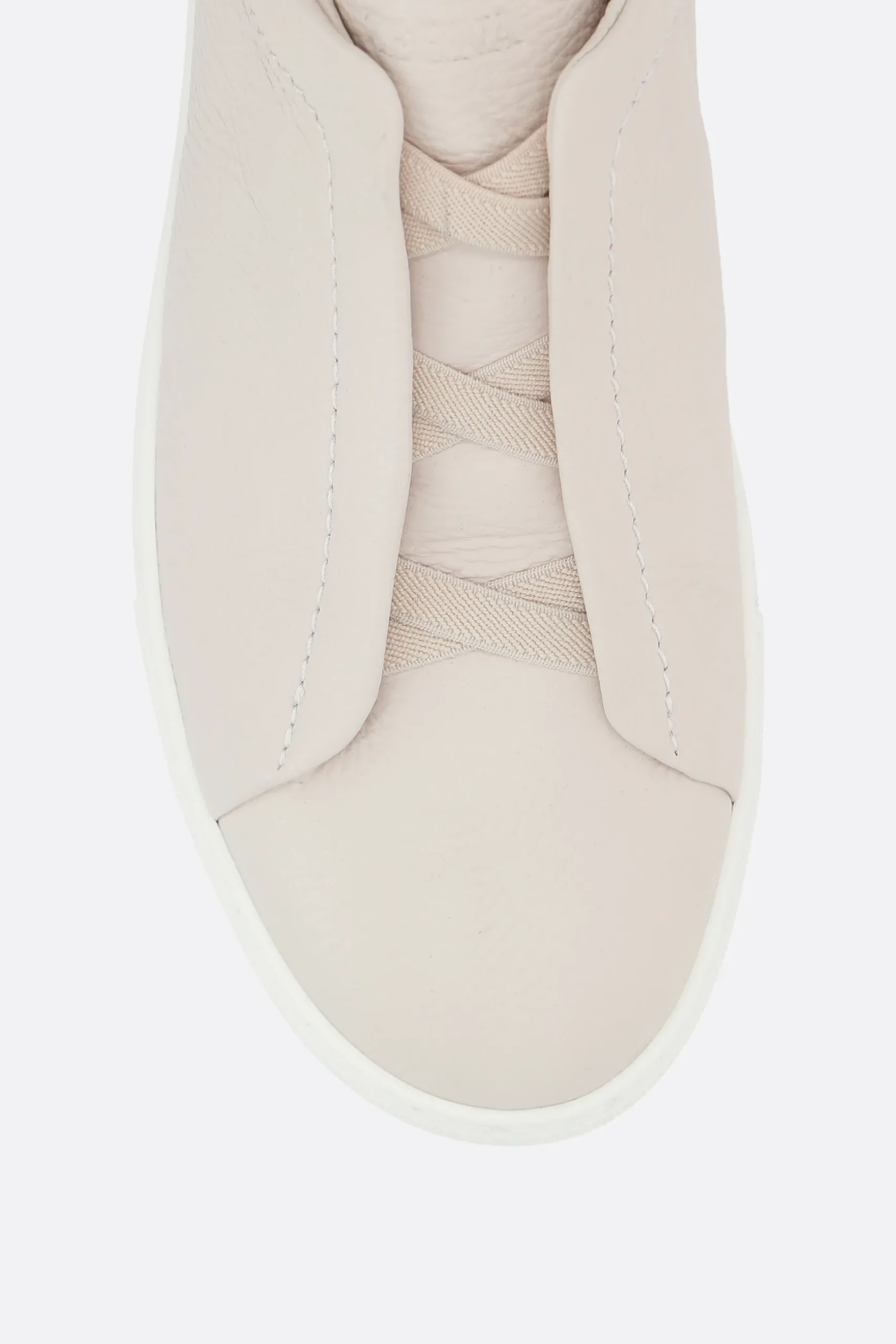 sneaker Triple Stitch™ in pelle martellata